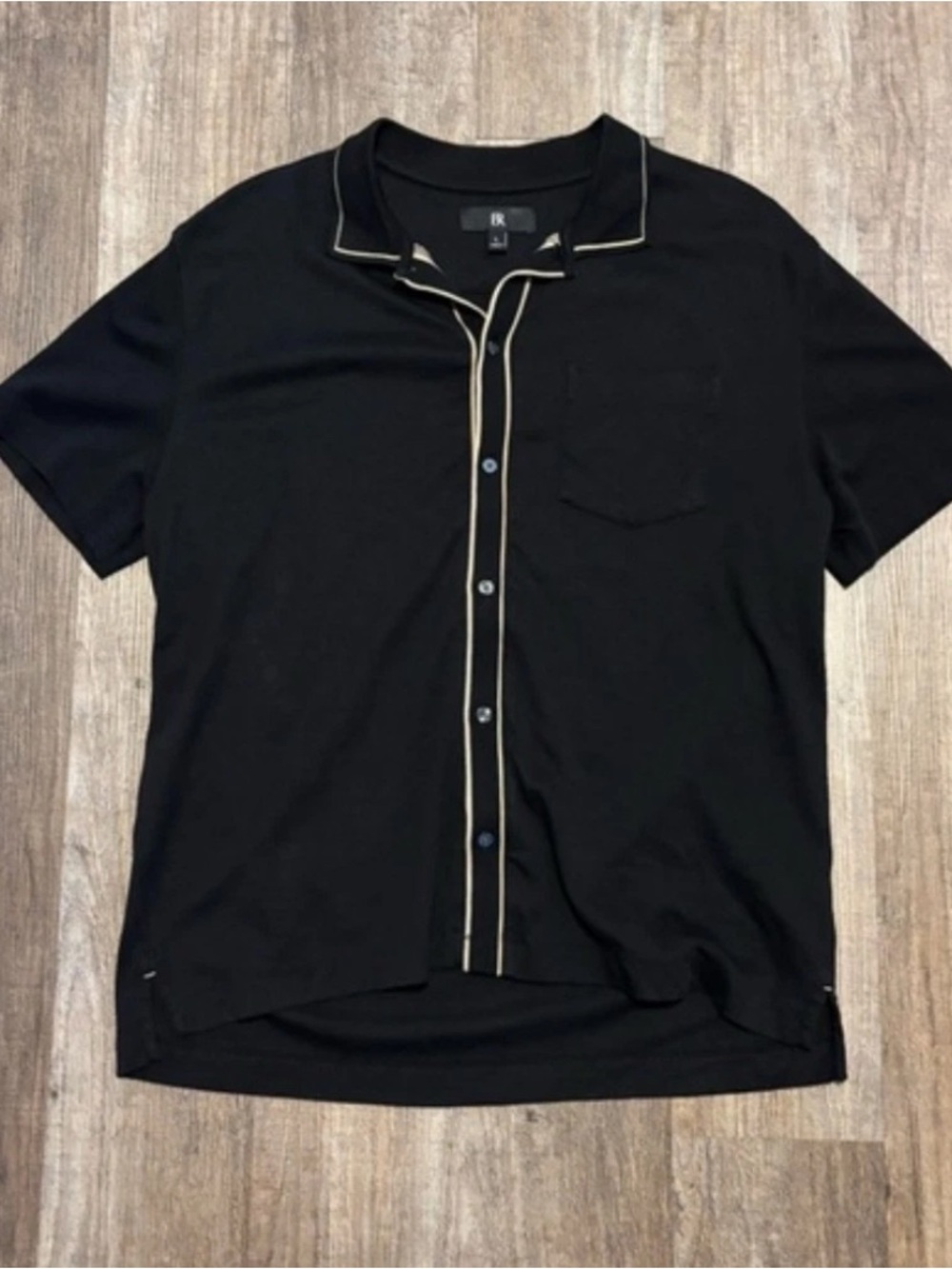 Banana Republic Black Short-Sleeve Button Shirt with Cream Piping